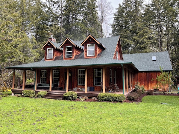 Front of the cabin from the front lawn