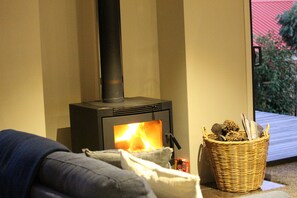 Excellent Wood Burner, plus Heat Pump.