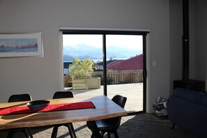 Kitchen Table views to enjoy