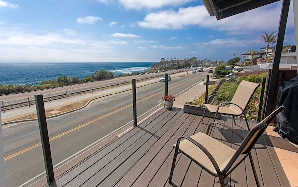 Upper deck with wide open views of the ocean.