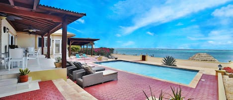 Bon Bini! Welkom to Villa Seasalt & Sunsets!