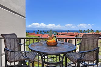 KS 836 Studio in Kaanapali Shores w Pools AC