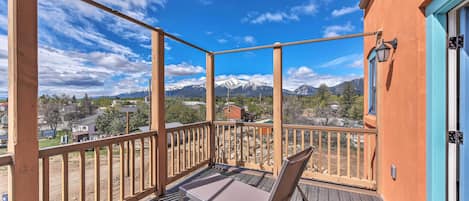 Buena Vista Vacation Rental | 3BR | 2.5BA | 1,350 Sq Ft | Stairs Required