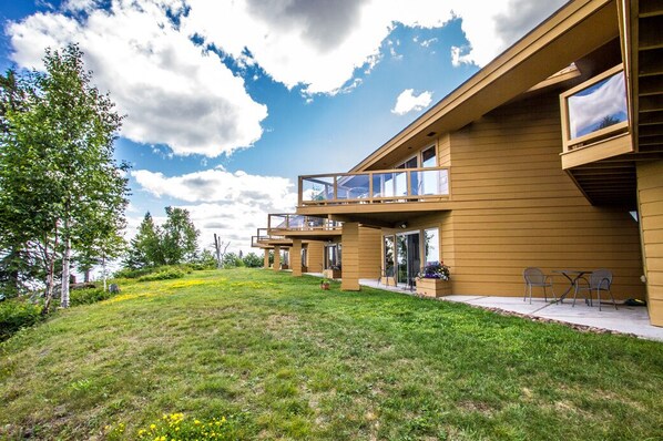 Enjoy a romantic getaway in Terrace Point 13B, a unique condo inspired by the architectural style of Frank Lloyd Wright just four mile from Grand Marais, Minnesota