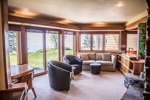 Enjoy lake views from the living room windows.