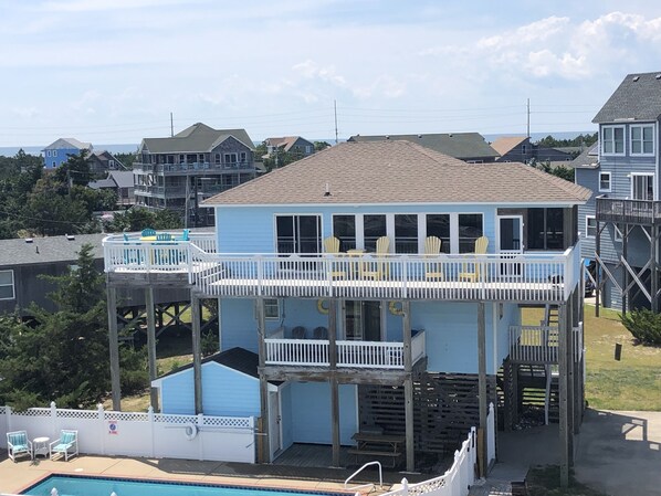 1 lot from ocean, amazing ocean views & watch the sunsetting over the sound!