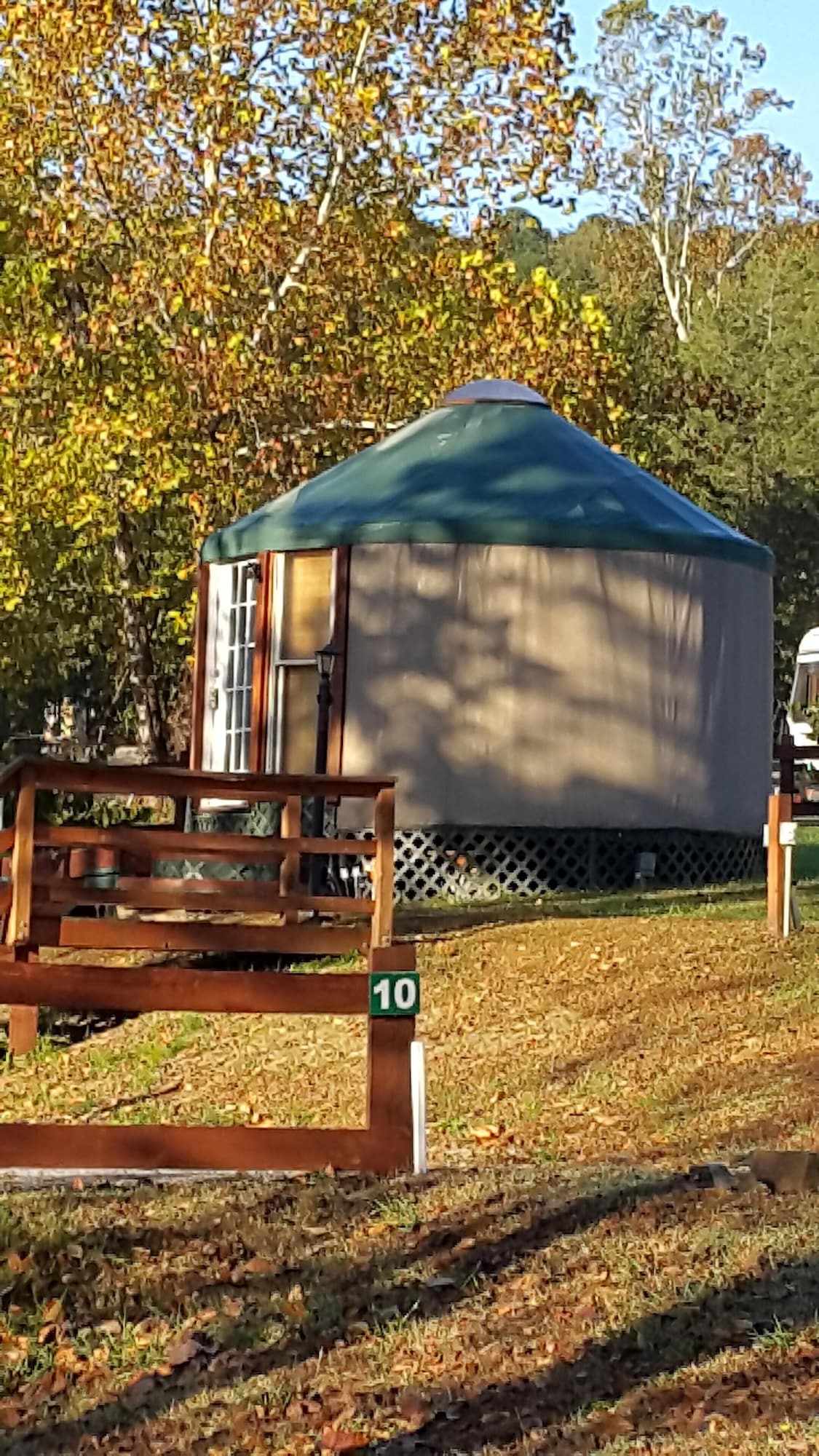 Glamping at it’s Finest! -WATERFRONT on the Shenandoah River! Open Year Round!