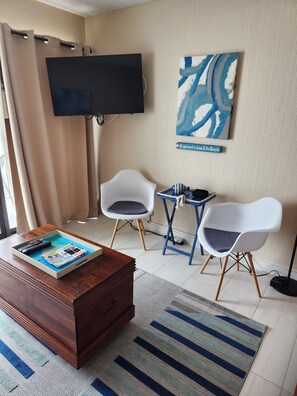 Living room with SmartTv