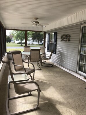 Screened Porch