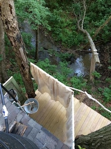 Ten Acre Treehouse  "Whitetail"  Sleeps 2-4