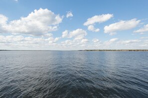 Lakeside views for days!