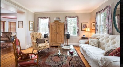 Charming, Private Guest Suite-Historic New Village in the Berkshires