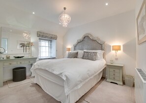 Large bedroom with king size bed