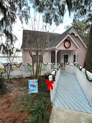 NEW extended front porch & stairs to waterside yard.