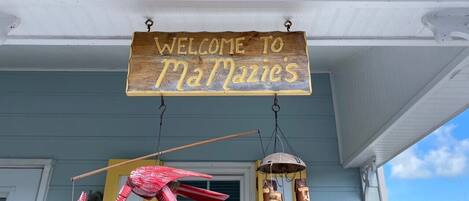 Welcome to MaMazie's