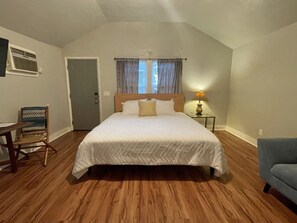 King bed 