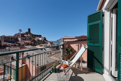 Casa Colomba en Vernazza, terraza con vista al mar 011030-LT-0106