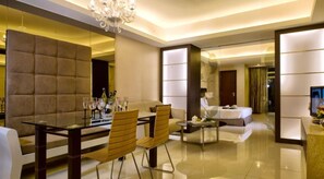 Damas Suites' Spacious 1 Bedroom Deluxe