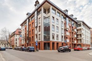  Apartment Harmonica 6/14 in Cracow, exterior