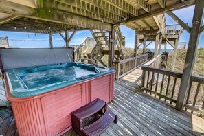 Hot Tub located on Mid-Level Deck