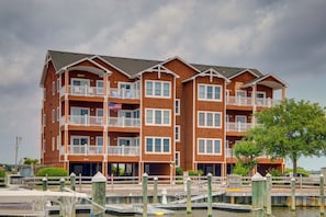 Front of building
Marina side