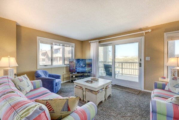 Living Room with Deck Access