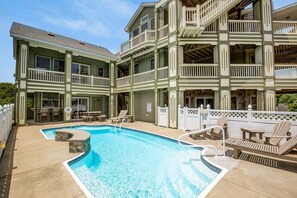 Private Pool Area