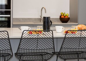 Breakfast Bar