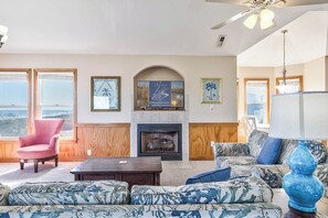 Top-Level Living Room with Deck Access - Main House
