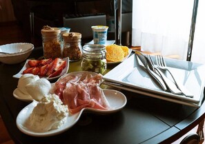 Breakfast meal