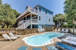 Private Pool Area