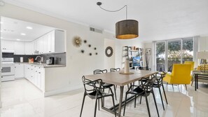 Tides Miami 2BR Condo on the beach (5367)