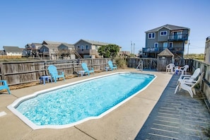 Private Pool Area