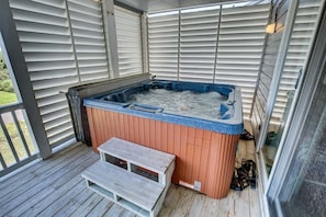Hot Tub located on Mid-Level Deck