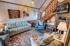 Mid-Level Great Room with Deck Access