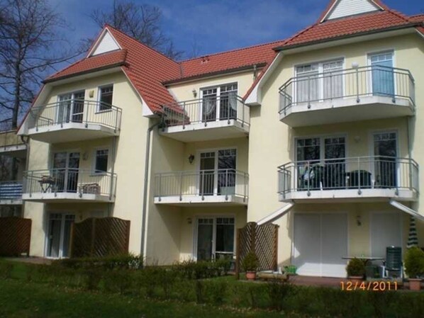 Blick auf den Balkon - Südseite der Ferienwohnung