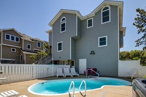 Private Pool Area
