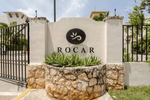 View of the logo of the apartment complex
