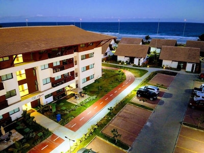 Beira-Mar. Flat Térreo. Novo. Cupe Beach Living  (2qt e 2wc) Porto de Galinhas. 