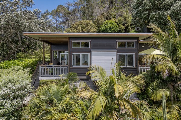 The Top House - in amongst the tree tops