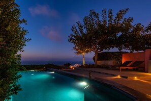 Private swimming pool