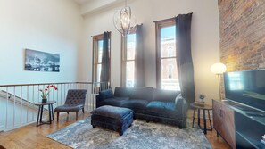 Loft Unit 5 02262025 113422