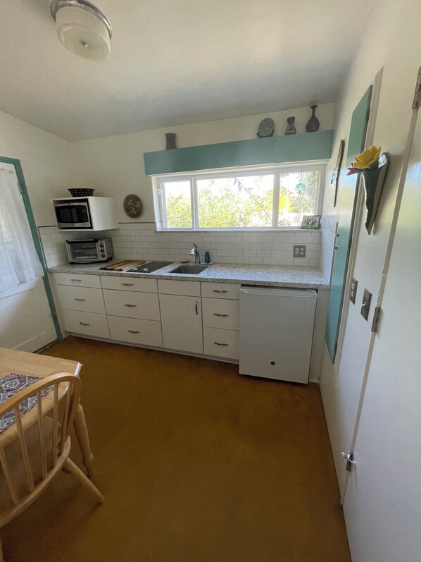 Kitchenette