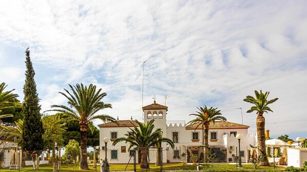 Edifício propriedade,Fachada / entrada