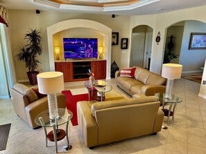 Living area with 65" smart tv
