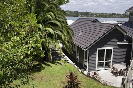 Ebbtide Guesthouse