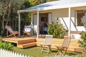 North facing living, veranda and bedrooms