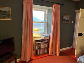 Snug sitting room