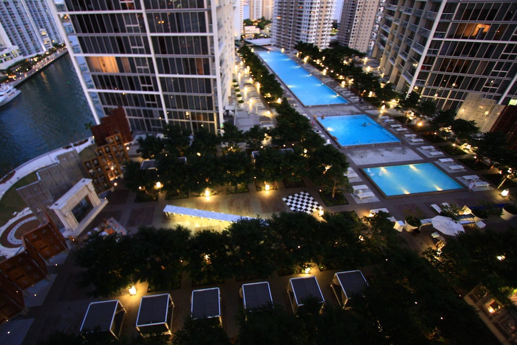 Luxury Waterfront Condo In The Urban Oasis At Icon-Brickell,  W Resort Free SPA