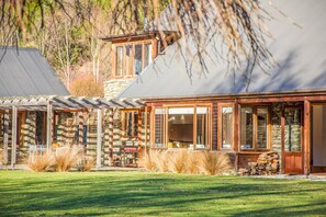 Wharenui property exterior